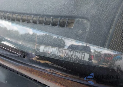 1996 Geo Tracker z USA, uszkodzony, nr VIN 2CNBJ1863T6941857